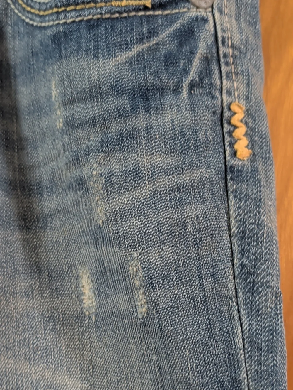 Aéropostale Medium Wash Denim Bermuda Shorts
